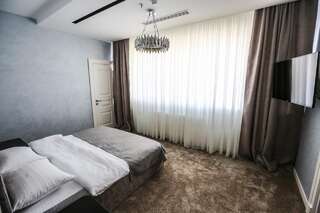 Отель SHANI Hotel & Villas Мардакян Люкс с кроватью размера «king-size»-9