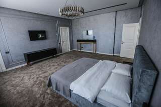 Отель SHANI Hotel & Villas Мардакян Люкс с кроватью размера «king-size»-19